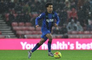 亚当斯：能在本国参加世界杯很特别 波切蒂诺和伊劳拉都注重细节